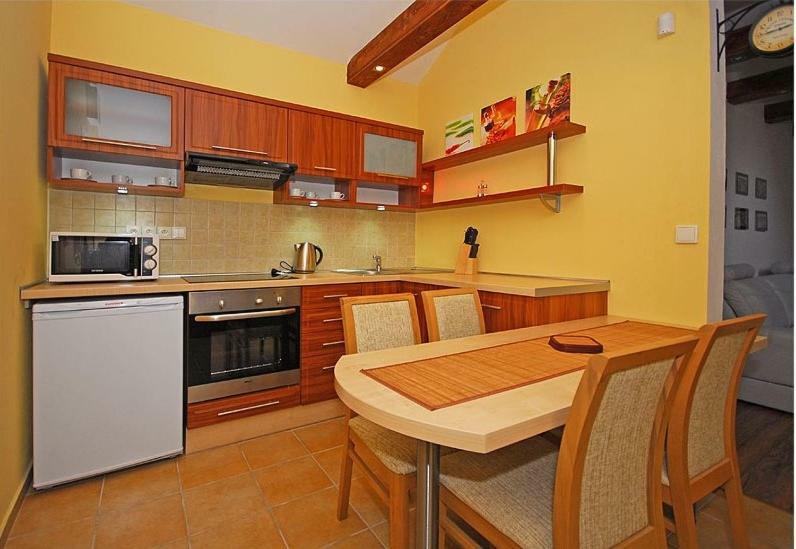 רוז'ומברוק Apartman Pri Jazere מראה חיצוני תמונה
